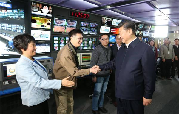 习近平主持召开党的新闻舆论工作座谈会